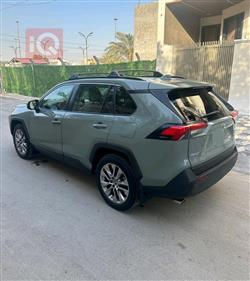 تۆیۆتا ڕاڤ 4